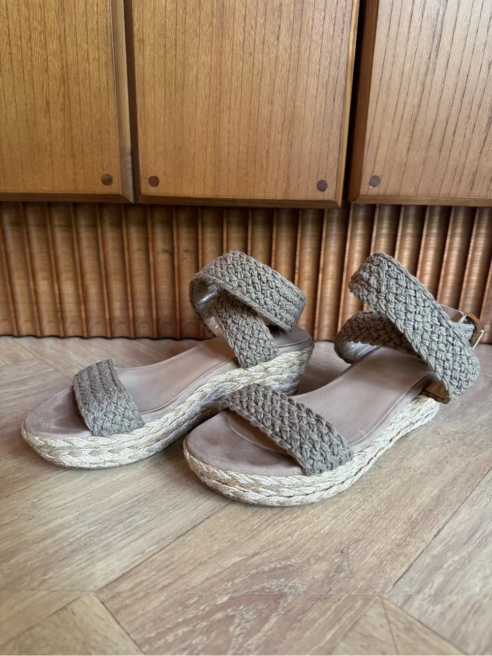 STUART WEITZMAN Alex Lo Swamp Crochet Espadrille Wedge